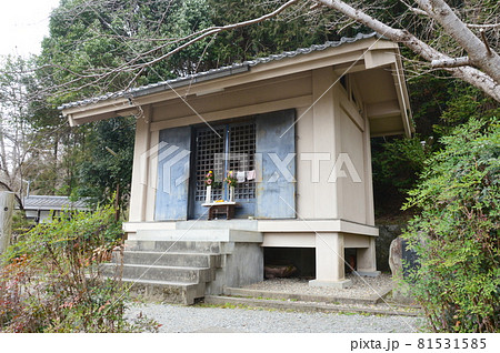 金屋の石仏（奈良県桜井市金屋） 81531585