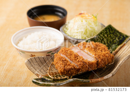 とんかつ定食 とんかつ定食 81532173
