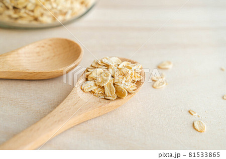 オートミール 81533865