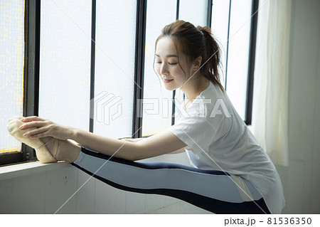 ダンサー 81536350