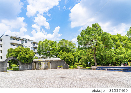 自然に恵まれた多摩ニュータウンの住宅街 81537469