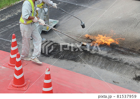 通学路横断歩道新設工事 通学路横断歩道新設工事 81537959