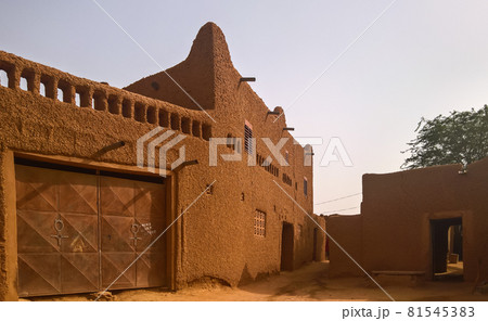 At the streets of Agadez old city, Niger 81545383
