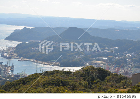 弓張岳展望台から見た佐世保市街(長崎県佐世保市) 弓張岳展望台から見た佐世保市街(長崎県佐世保市) 81546998