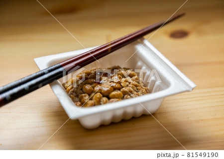 パックに入った納豆 パックに入った納豆 81549190