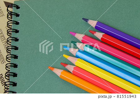文房具,色鉛筆,鉛筆,色えんぴつ,ノート,文具,描く,紙,絵,アート,筆記用具、勉強、 文房具,色鉛筆,鉛筆,色えんぴつ,ノート,文具,描く,紙,絵,アート,筆記用具、勉強、 81551943