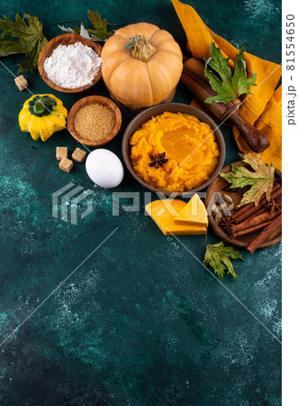 Ingredient for cooking pumpkin pie Ingredient for cooking pumpkin pie 81554650