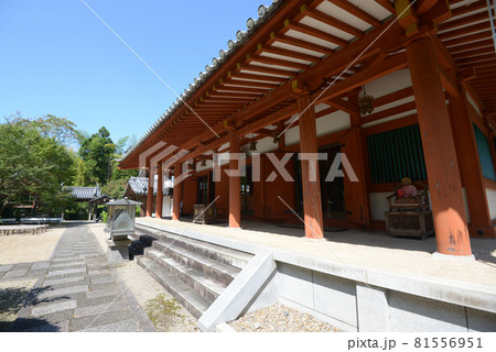 平等寺　本堂　奈良県桜井市 81556951