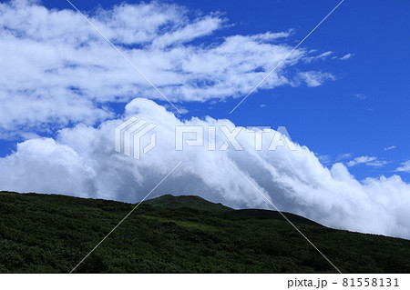 月山からの風景 月山からの風景 81558131