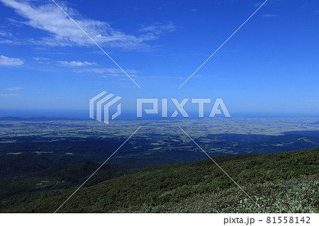 月山からの風景 月山からの風景 81558142