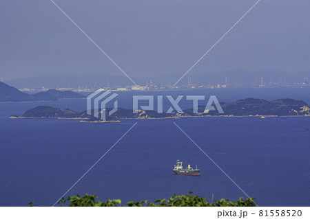 瀬戸内海　白石島と北木島　広島県福山市 81558520