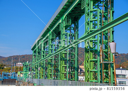 荒川 玉淀ダム 秋の風景 紅葉の季節 荒川 玉淀ダム 秋の風景 紅葉の季節 81559356
