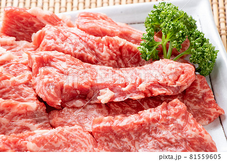 牛肉(焼肉用)。希少部位といわれる「カイノミ」。 牛肉(焼肉用)。希少部位といわれる「カイノミ」。 81559605