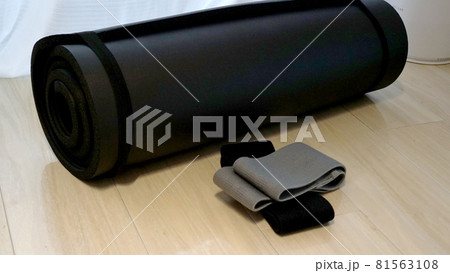 トレーニングマットとレジスタンスバンドのホームジム用品 トレーニングマットとレジスタンスバンドのホームジム用品 81563108