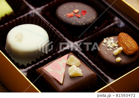 チョコレートのアソート チョコレートのアソート 81563472