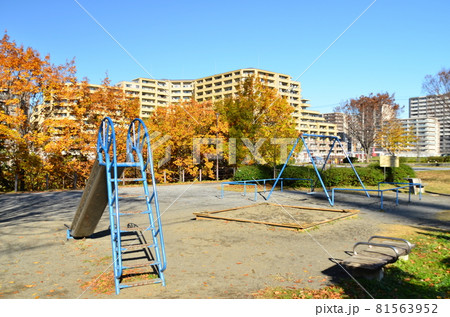 小山多摩境公園より京王電鉄 多摩境駅周辺を望む(東京都町田市)【2019.11】 81563952