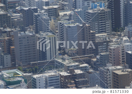 東京スカイツリーから望む：内房線209系電車の工場検査後の出場回送 81571330