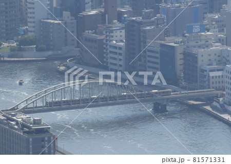 東京スカイツリーから望む：内房線209系電車の工場検査後の出場回送 81571331