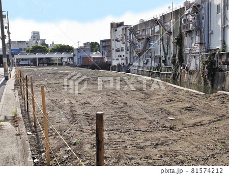 更地 空き地 商業施設予定地 更地 空き地 商業施設予定地 81574212