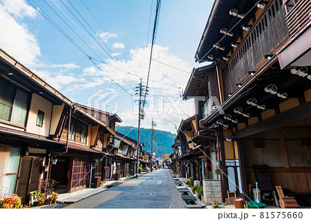 郡上八幡の古い町並み〈岐阜県郡上市〉の写真素材 [81575660] - PIXTA