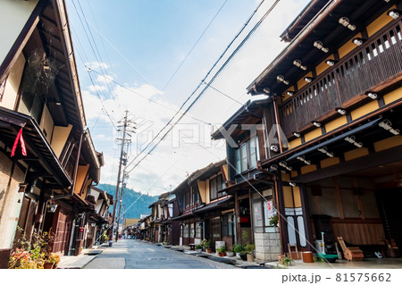 郡上八幡の古い町並み〈岐阜県郡上市〉 81575662