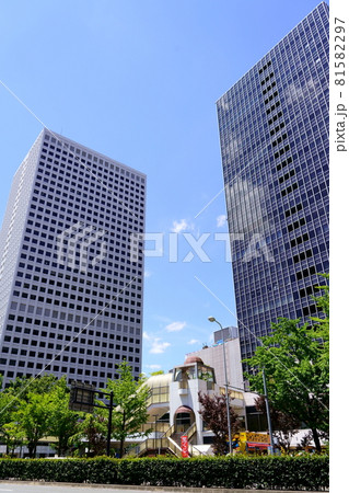 大阪駅前第3ビル(左)と第4ビル(右)/大阪市北区梅田 大阪駅前第3ビル(左)と第4ビル(右)/大阪市北区梅田 81582297