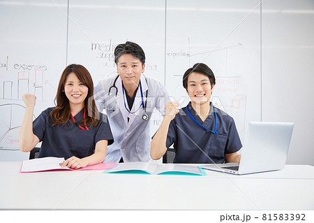 医療 ドクター 医大生 理系 理数系 医学部 研究室 大学 授業 学校 医療 ドクター 医大生 理系 理数系 医学部 研究室 大学 授業 学校 81583392