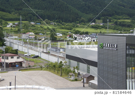 北海道新幹線　新函館北斗駅（南口駅舎） 81584646