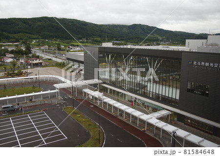 北海道新幹線　新函館北斗駅（南口駅舎） 81584648