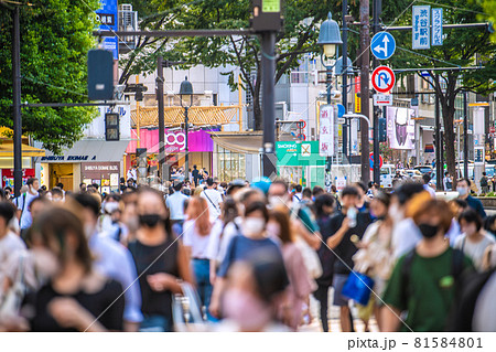日本の東京都市景観 重症者2000人15日連続過去最多(全国）。渋谷の人流爆発続く…＝8月27日 81584801