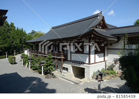 大神神社 参集殿 奈良県桜井市 大神神社 参集殿 奈良県桜井市 81585439