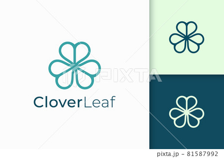 Clover Logo In Simple Line And Love Shape のイラスト素材