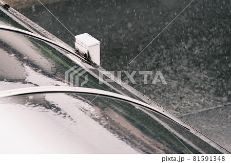 止まない雨の降る梅雨 止まない雨の降る梅雨 81591348