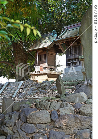 野田市散歩：愛宕神社　境内社・秋葉社(左)　三峯社(右) 81597795