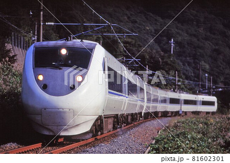 JR西日本681系　特急　サンダーバード 81602301