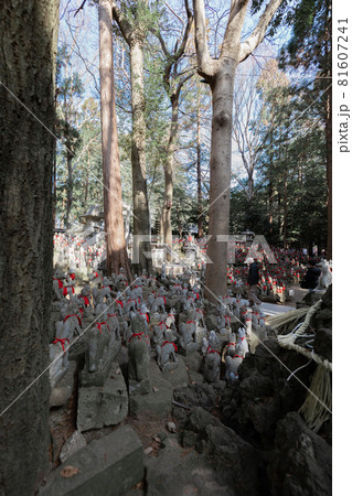 豊川稲荷 霊狐塚 豊川稲荷 霊狐塚 81607241