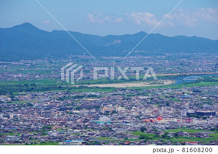 徳島県吉野川市 チェリーロードから鴨島・上板町方面を望む 徳島県吉野川市 チェリーロードから鴨島・上板町方面を望む 81608200