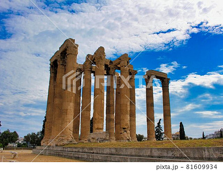 アテネのロマン溢れる壮大な石柱 81609934