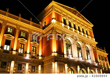 ウィーン楽友協会の幻想なる佇まい ウィーン楽友協会の幻想なる佇まい 81609944