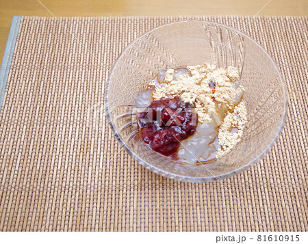 片栗粉で作った葛餅のようなスイーツ 片栗粉で作った葛餅のようなスイーツ 81610915