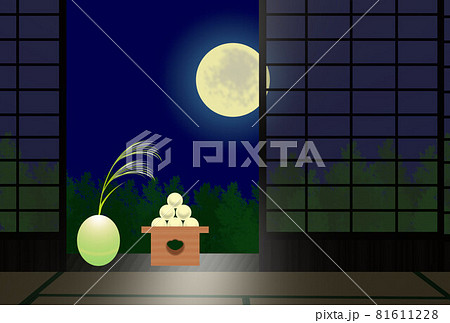 日本のお月見　月見団子とすすき　和室から見える満月 81611228