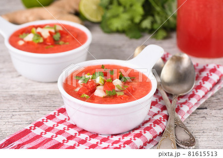 Watermelon tomato gazpacho in bowls Watermelon tomato gazpacho in bowls 81615513