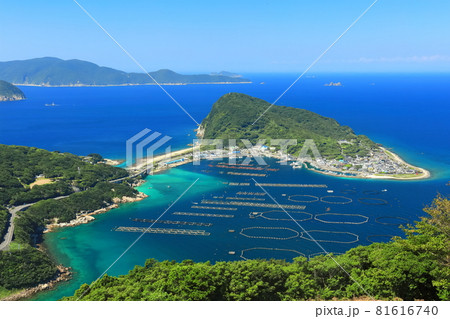 【高知県】エメラルドグリーンの柏島 81616740