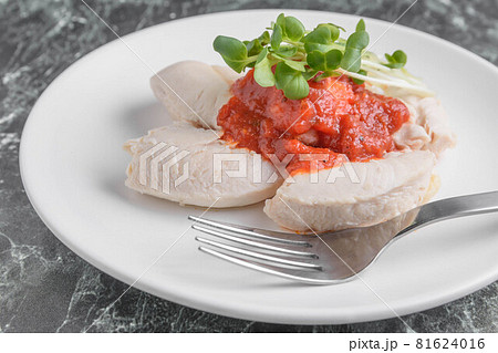 蒸し鶏のトマトソース 蒸し鶏のトマトソース 81624016