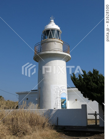 三浦市の城ヶ島にある城ヶ島灯台 三浦市の城ヶ島にある城ヶ島灯台 81628500