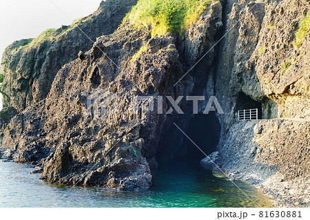 新潟県/ 源義経伝説 「判官舟かくし」 新潟県/ 源義経伝説 「判官舟かくし」 81630881