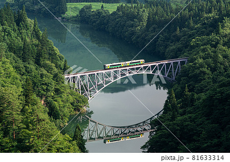 第一只見川橋梁　只見線の電車 81633314