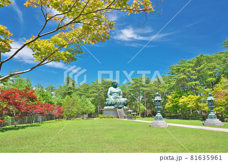 【能登長寿大仏】 石川県鳳珠郡穴水町 乙ケ崎申 81635961