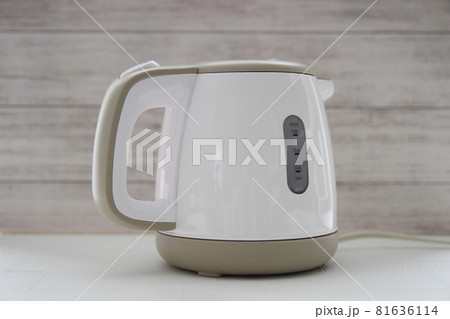 電気ケトル　 81636114