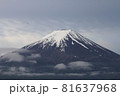 富士山と雲 81637968